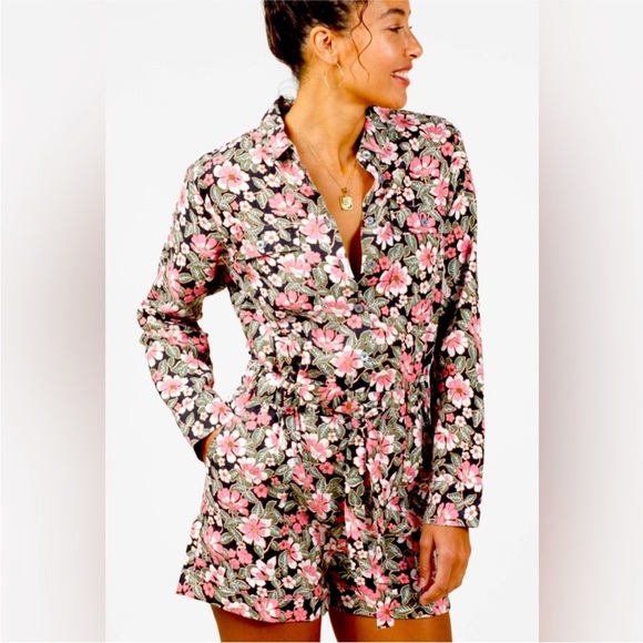 Outerknown SEA Small Hawaiian Floral Print organic Romper Size Small Jumpsuit - Picture 1 of 5